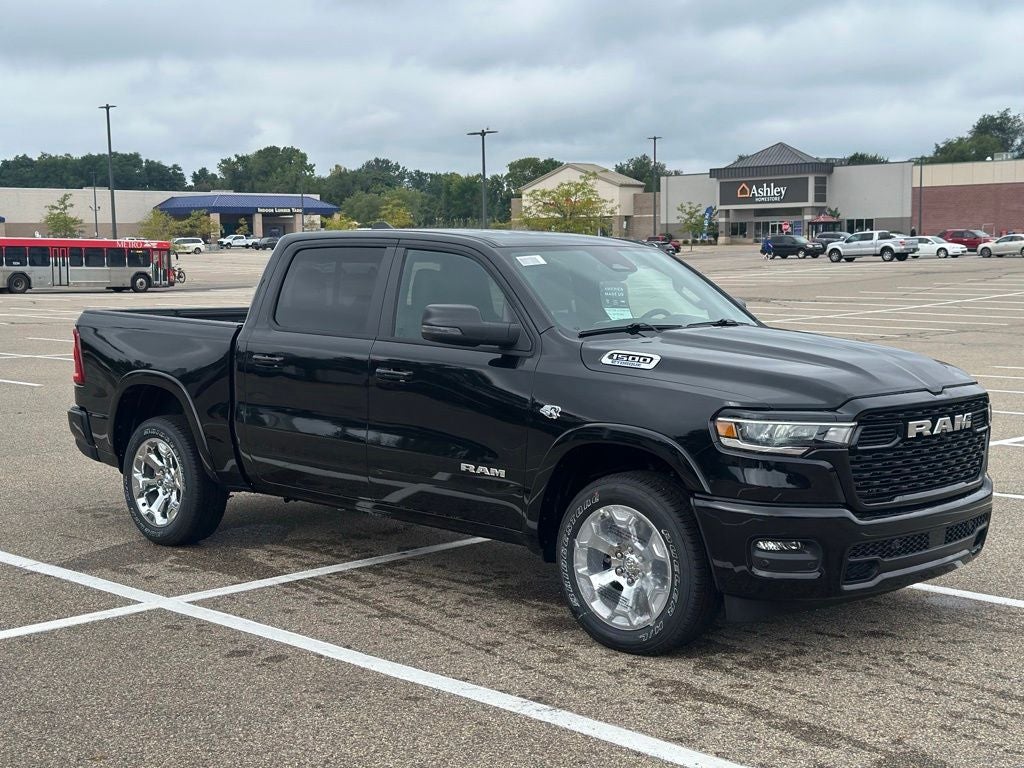 2027 RAM 1500 Big Horn/Lone Star