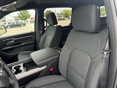 2027 RAM 1500 Big Horn/Lone Star