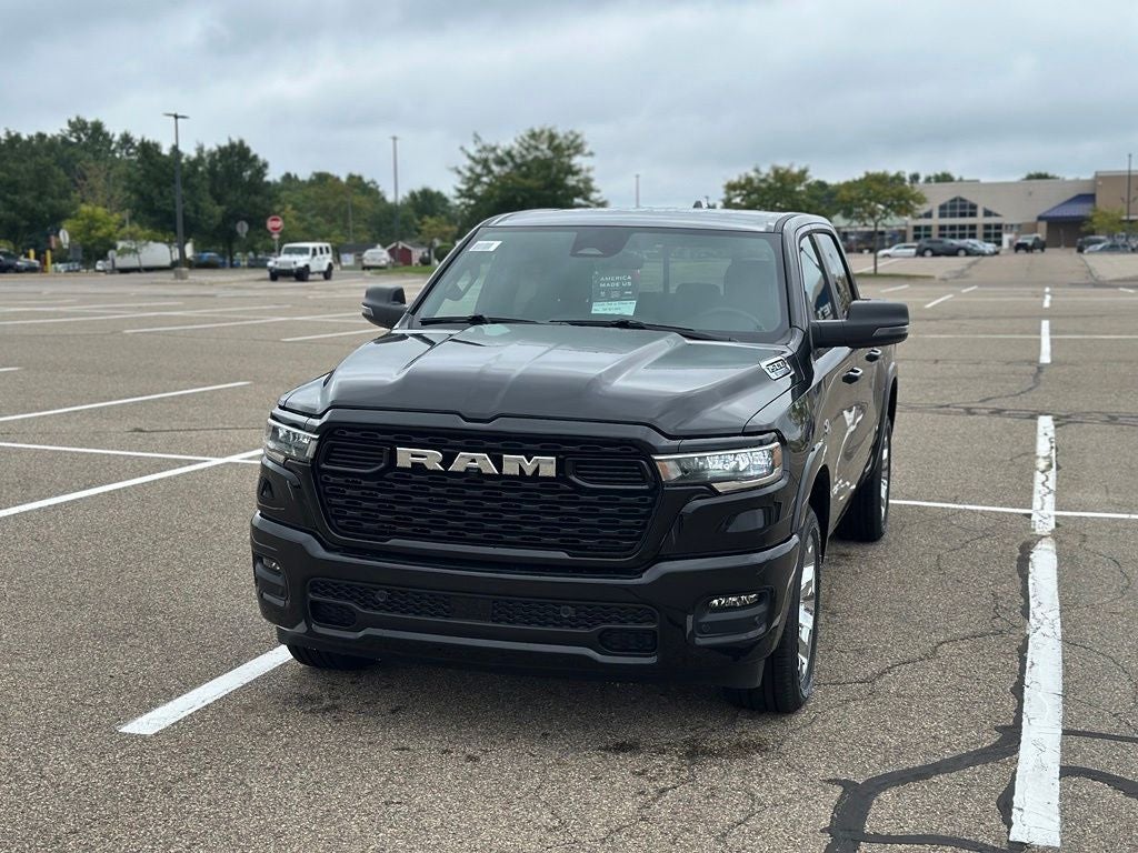 2027 RAM 1500 Big Horn/Lone Star
