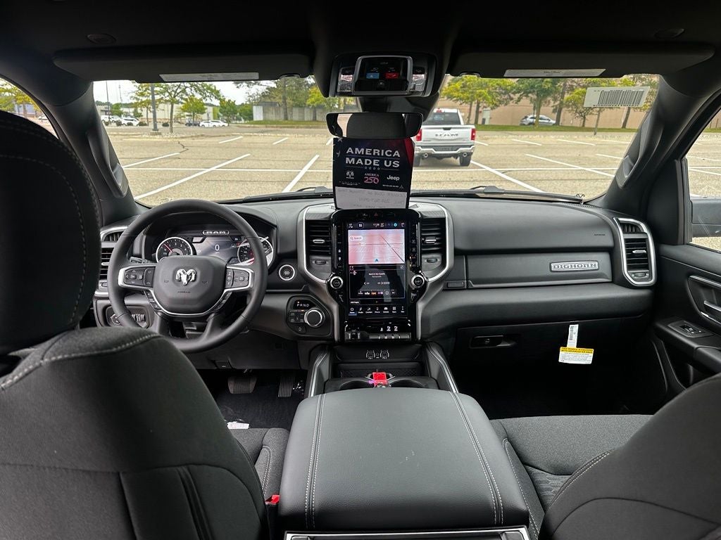 2027 RAM 1500 Big Horn/Lone Star