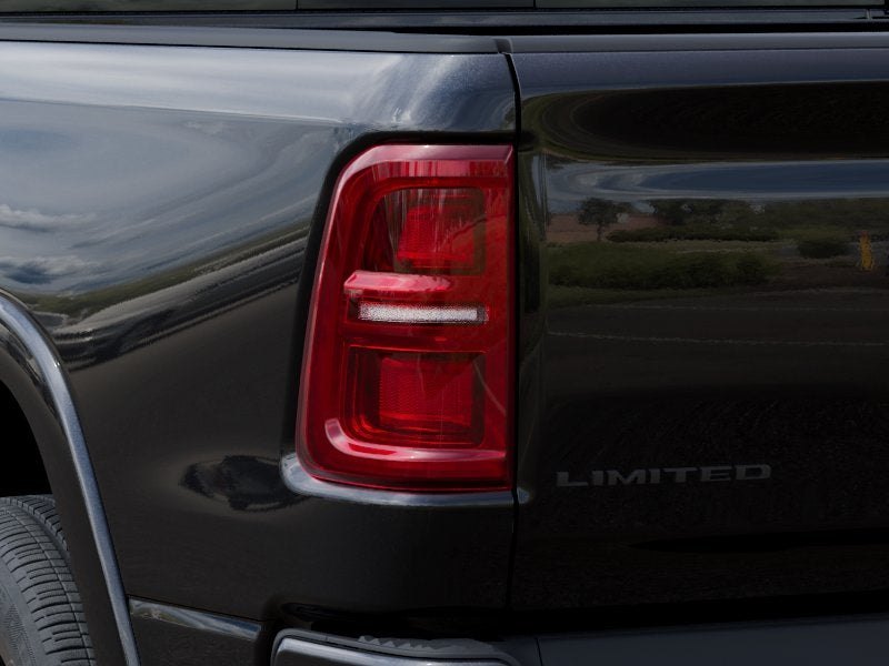 2026 RAM 1500 RAM 1500 LIMITED CREW CAB 4X4 5'7' BOX