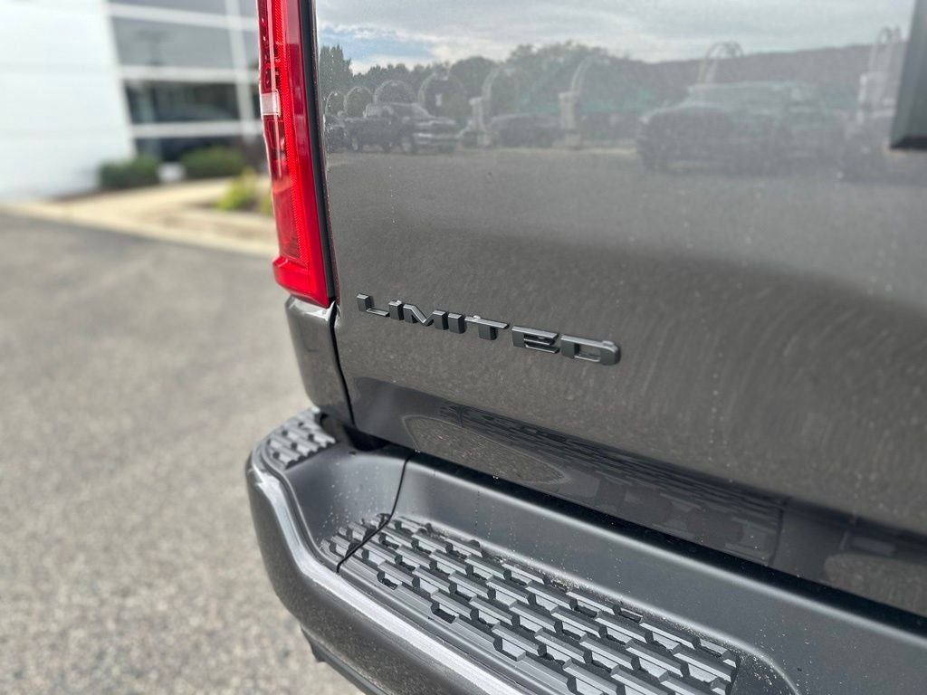 2027 RAM 1500 Limited