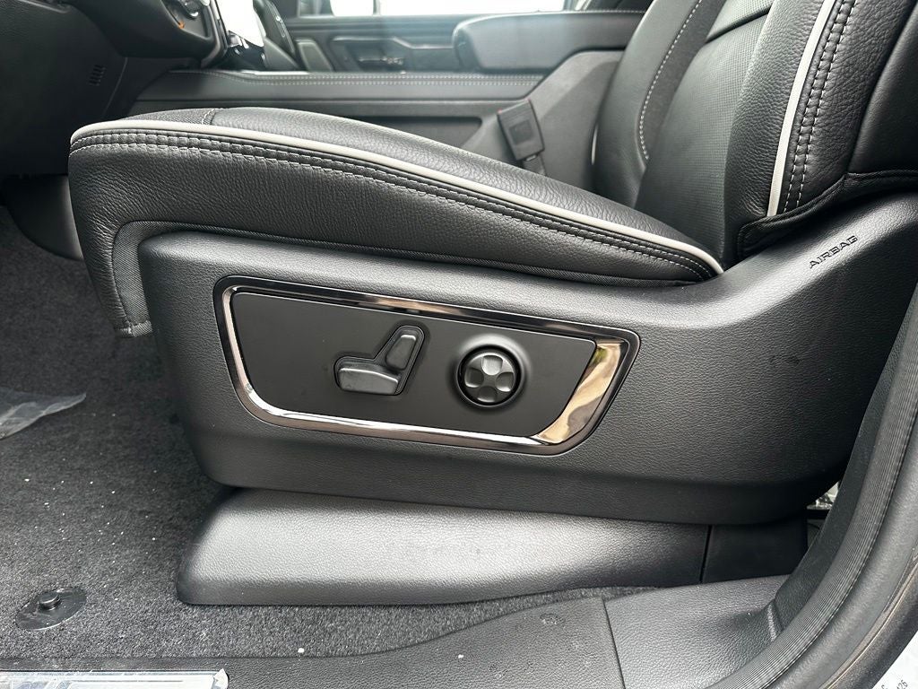 2027 RAM 1500 Limited