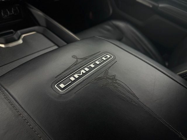 2021 RAM 1500 Limited Crew Cab 4x4 5'7' Box