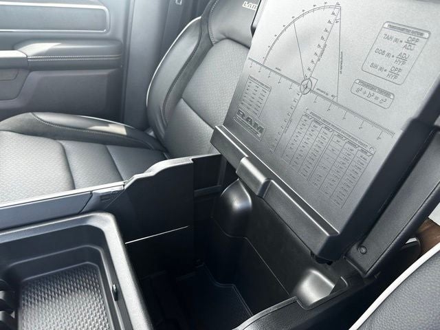 2026 RAM 1500 RAM 1500 LARAMIE CREW CAB 4X4 5'7' BOX