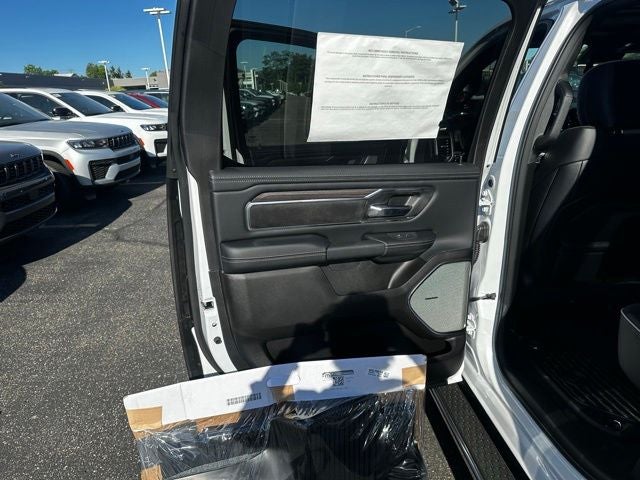 2026 RAM 1500 RAM 1500 LARAMIE CREW CAB 4X4 5'7' BOX