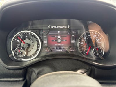 2019 RAM 1500 Laramie Crew Cab 4x4 5'7' Box