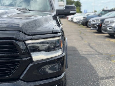 2019 RAM 1500 Laramie Crew Cab 4x4 5'7' Box