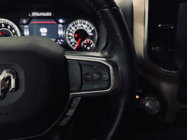 2022 RAM 1500 Laramie Crew Cab 4x4 5'7' Box