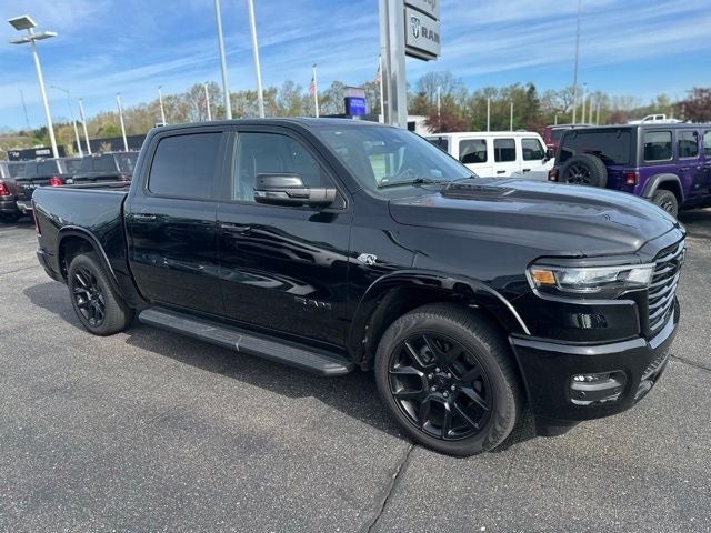 2026 RAM 1500 RAM 1500 LARAMIE CREW CAB 4X4 5'7' BOX