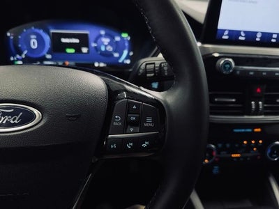 2022 Ford Escape Hybrid Titanium Hybrid