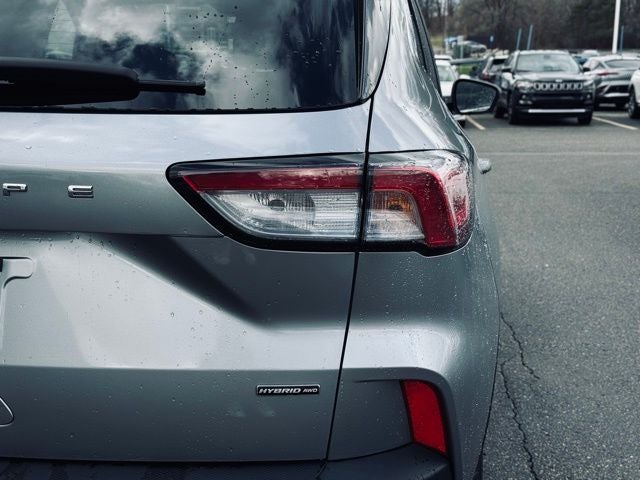 2022 Ford Escape Hybrid Titanium Hybrid