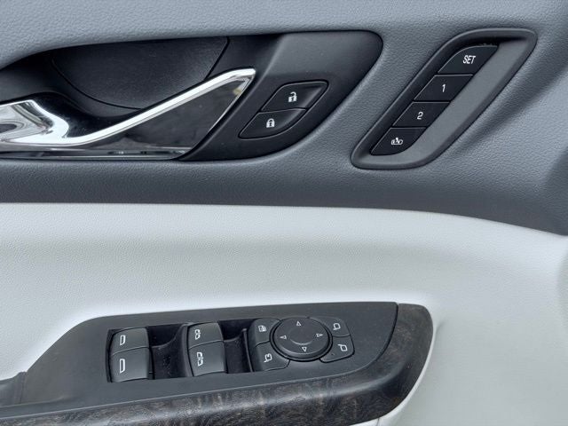 2023 GMC Acadia AWD Denali