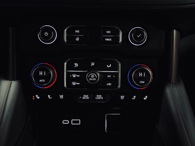 2023 Chevrolet Suburban High Country