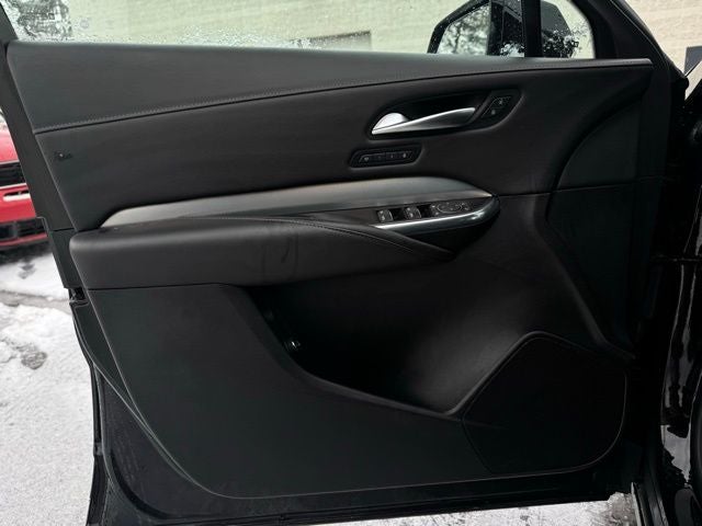 2023 Cadillac XT4 AWD Premium Luxury