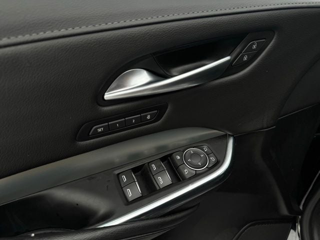 2023 Cadillac XT4 AWD Premium Luxury