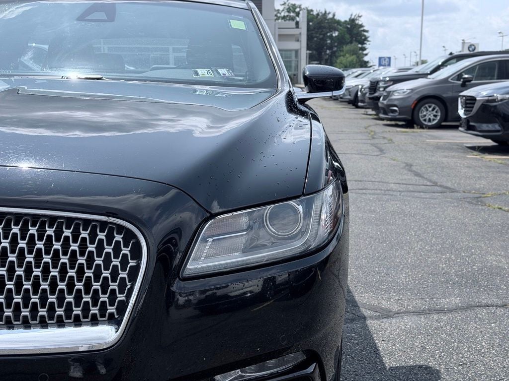 2017 Lincoln Continental Select