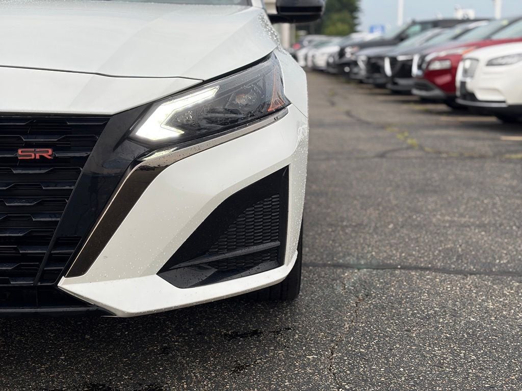 2023 Nissan Altima SR FWD