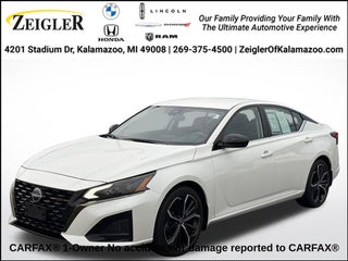 2023 Nissan Altima SR FWD