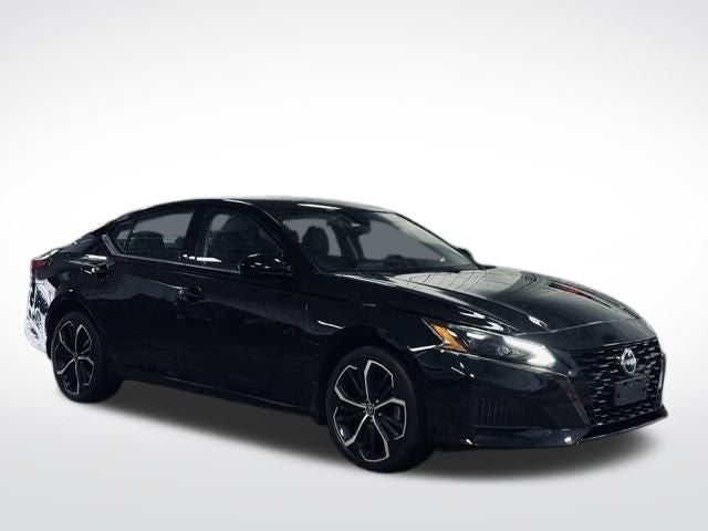 2023 Nissan Altima SR Intelligent AWD