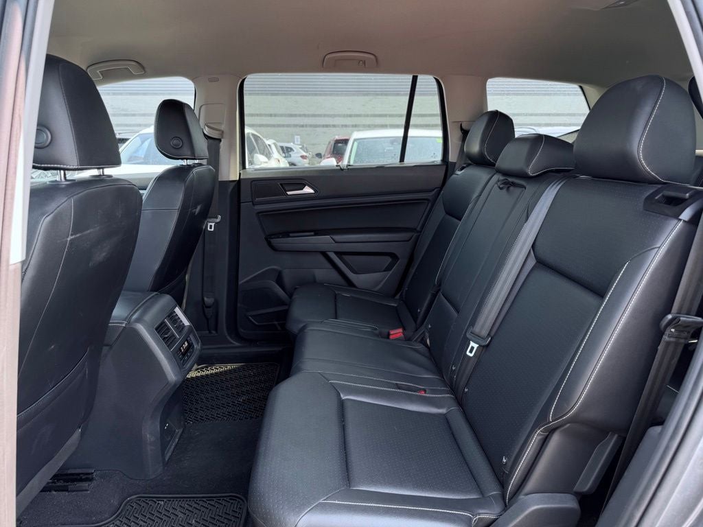 2021 Volkswagen Atlas 3.6L V6 SE w/Technology