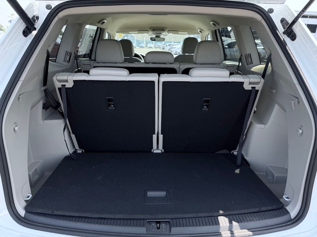 2024 Volkswagen Atlas 2.0T SE