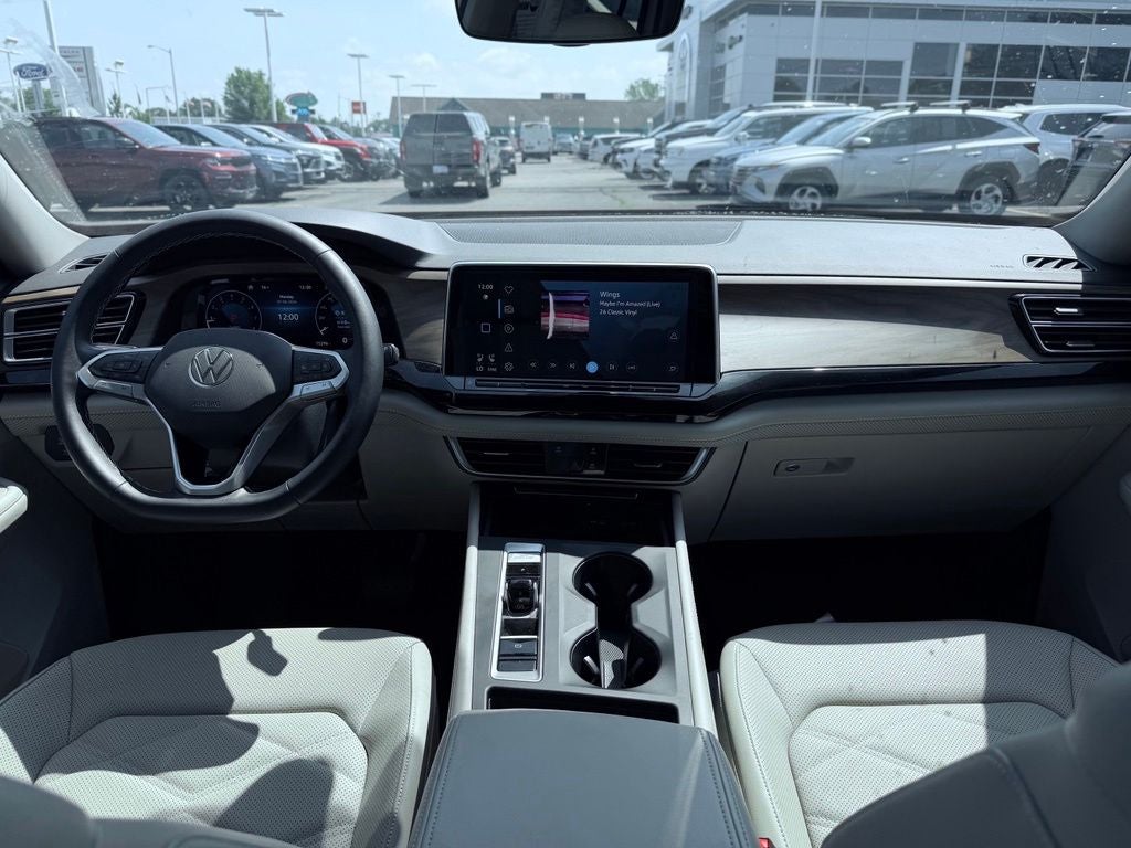 2024 Volkswagen Atlas 2.0T SE