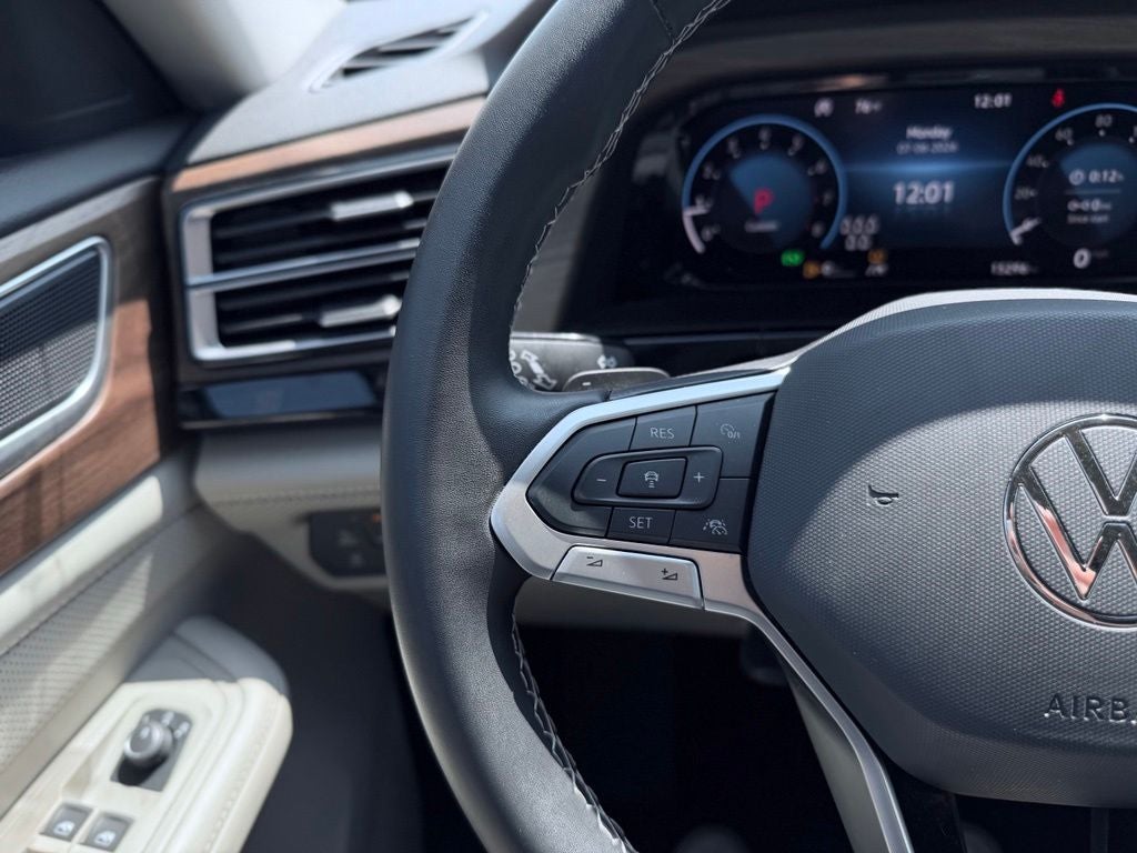 2024 Volkswagen Atlas 2.0T SE