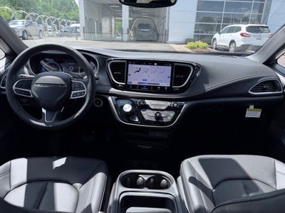 2027 Chrysler Pacifica PACIFICA SELECT