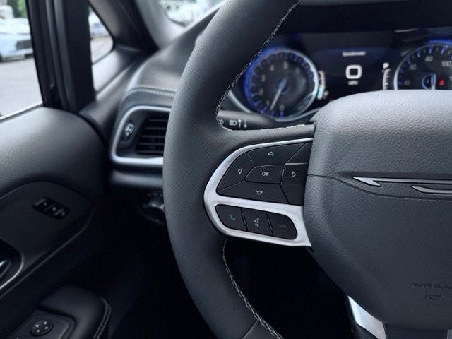 2027 Chrysler Pacifica PACIFICA SELECT