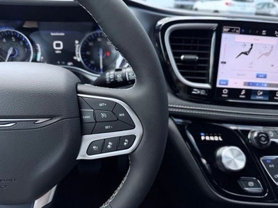 2027 Chrysler Pacifica PACIFICA SELECT