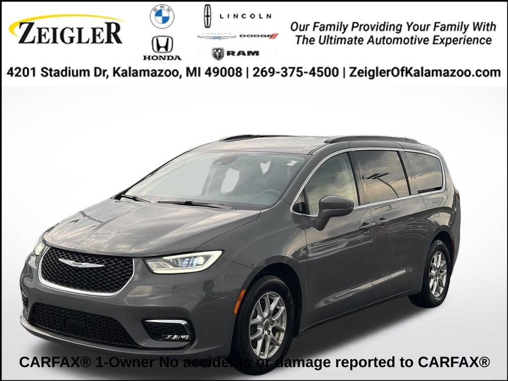 2022 Chrysler Pacifica Touring L