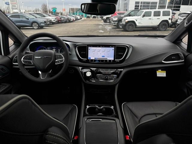 2026 Chrysler Pacifica PACIFICA LIMITED AWD