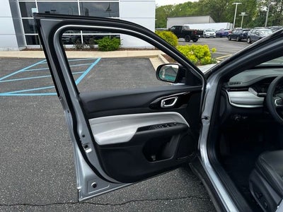 2025 Jeep Compass COMPASS LIMITED 4X4