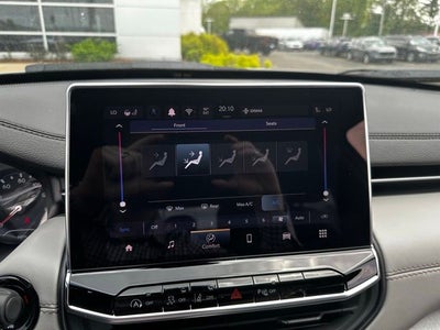 2025 Jeep Compass COMPASS LIMITED 4X4