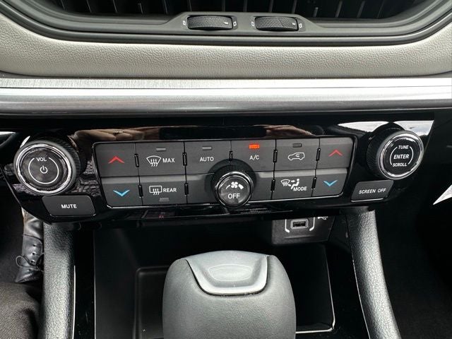 2025 Jeep Compass COMPASS LIMITED 4X4