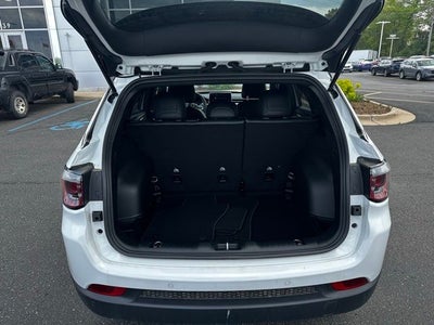 2025 Jeep Compass COMPASS LIMITED 4X4