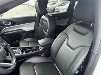 2025 Jeep Compass COMPASS LIMITED 4X4