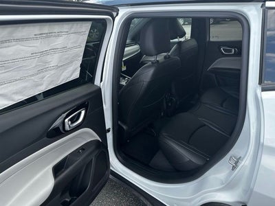 2025 Jeep Compass COMPASS LIMITED 4X4