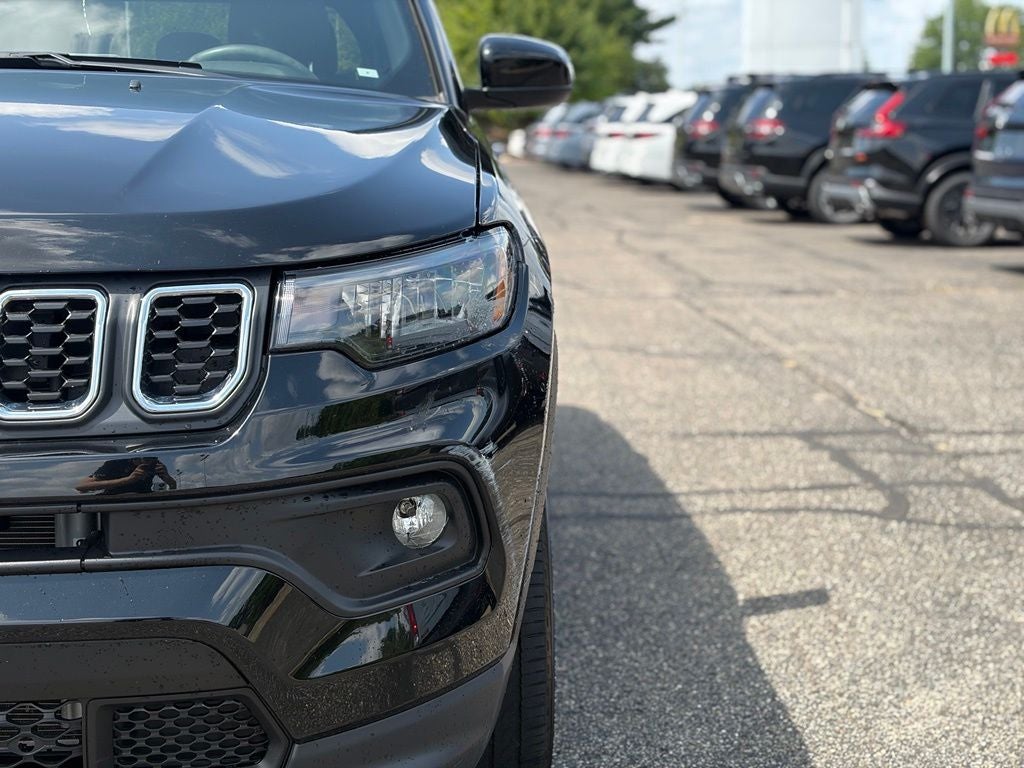 2024 Jeep Compass Latitude Lux FWD