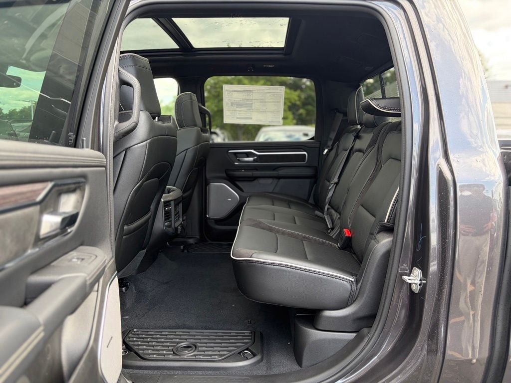 2026 RAM 1500 RAM 1500 LARAMIE CREW CAB 4X4 5'7' BOX