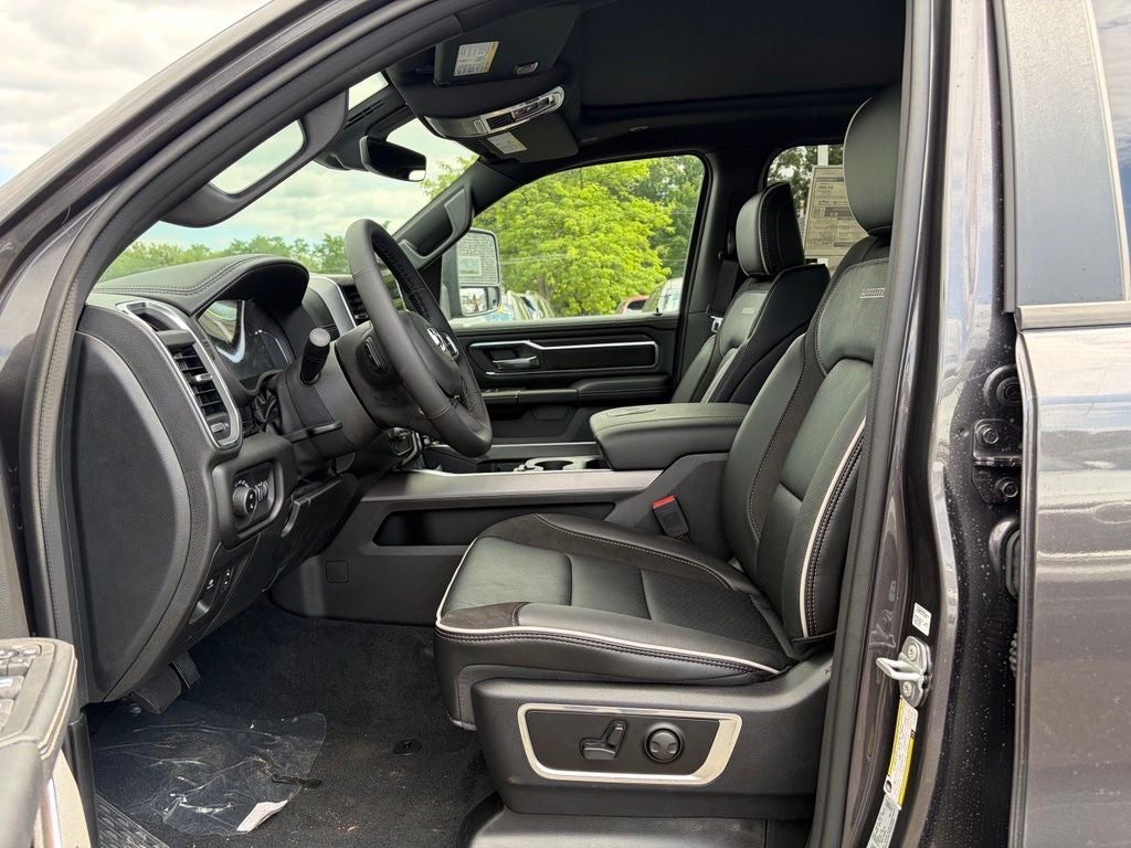 2026 RAM 1500 RAM 1500 LARAMIE CREW CAB 4X4 5'7' BOX