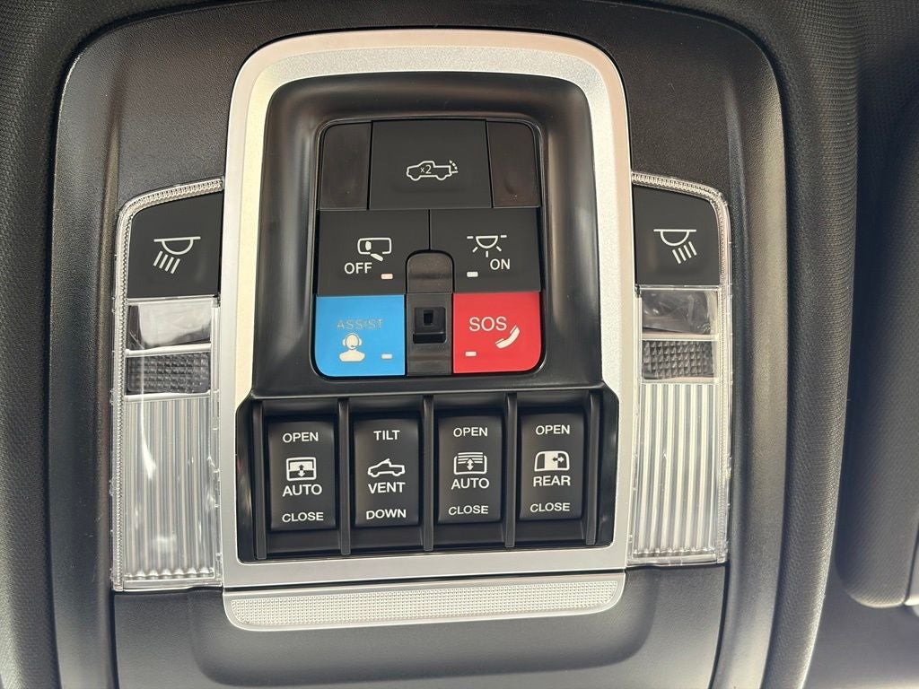 2026 RAM 1500 RAM 1500 LARAMIE CREW CAB 4X4 5'7' BOX