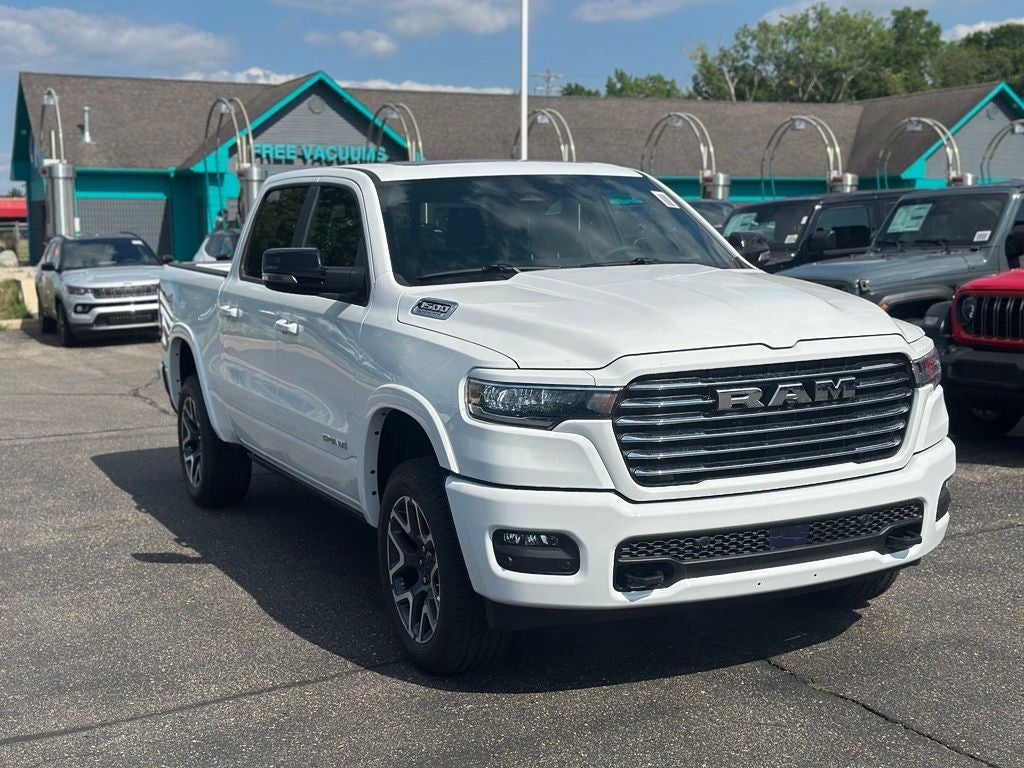 2026 RAM 1500 RAM 1500 LARAMIE CREW CAB 4X4 5'7' BOX