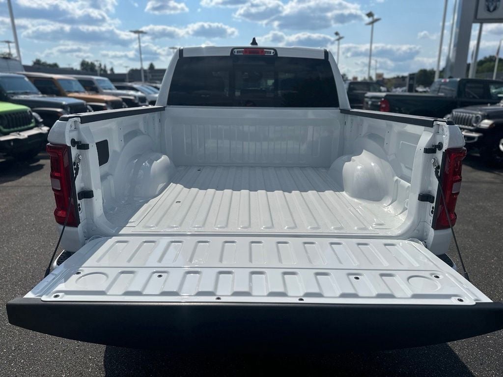 2026 RAM 1500 RAM 1500 LARAMIE CREW CAB 4X4 5'7' BOX
