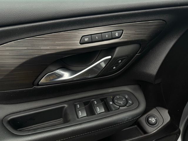 2024 GMC Terrain AWD SLT