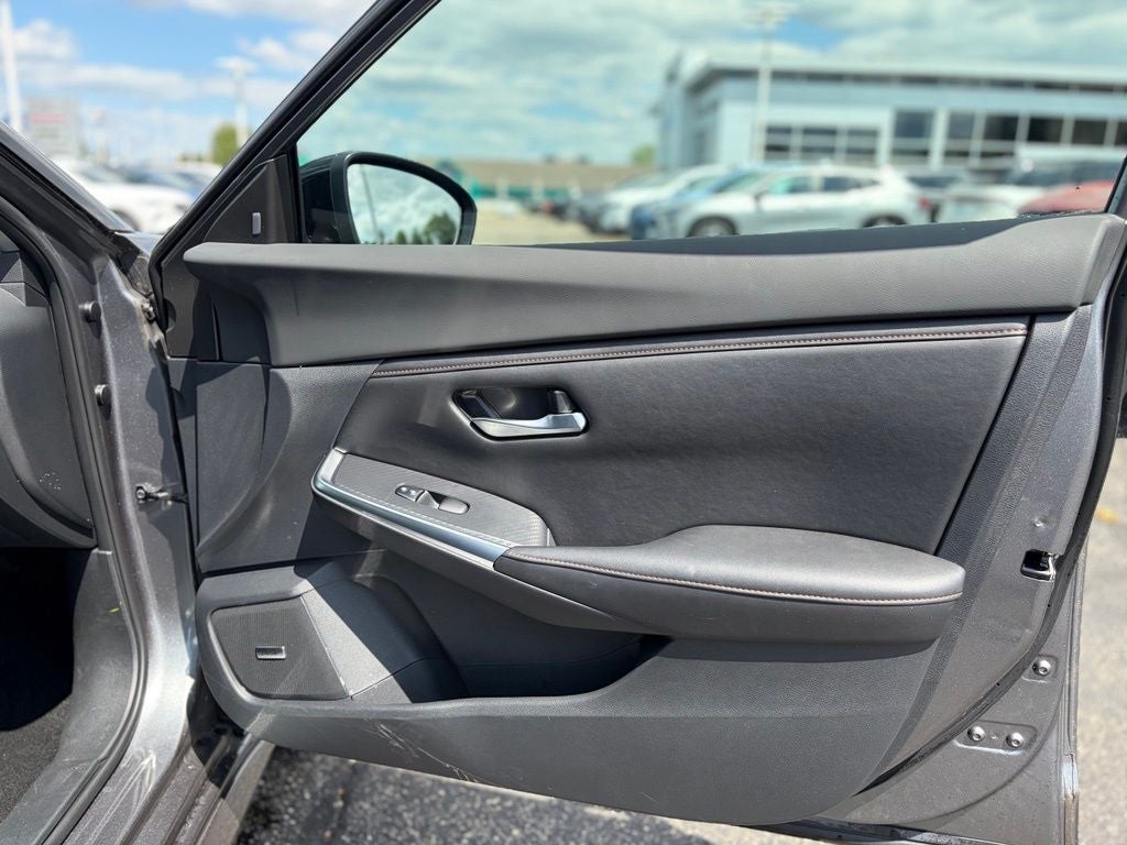 2023 Nissan Sentra SR Xtronic CVT