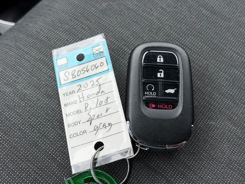 2025 Honda Pilot Sport
