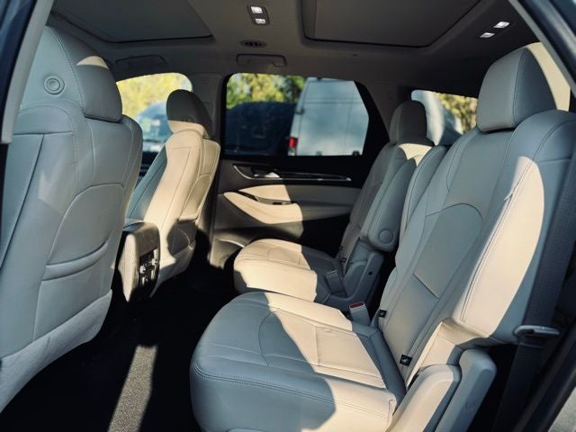 2023 Buick Enclave Essence AWD