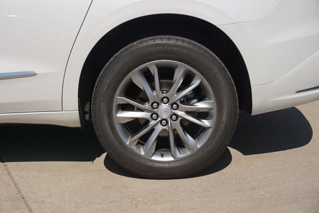 2022 Buick Enclave AWD Avenir